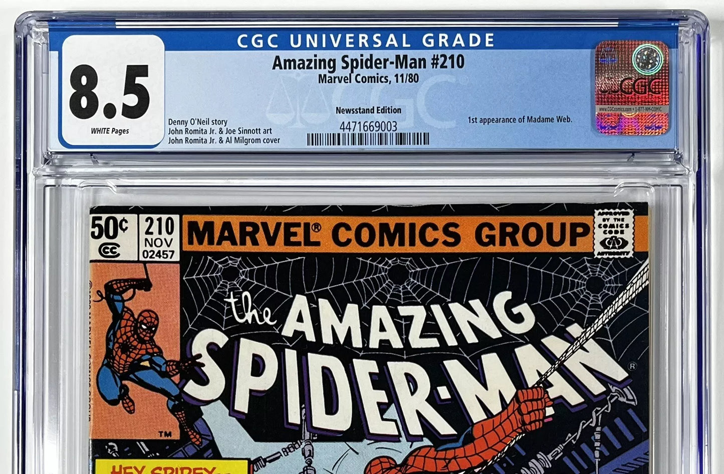 AMAZING SPIDER-MAN #210 CGC 8.5 - 1980 - NEWSSTAND EDITION - 1ST APPEARANCE OF MADAME WEB