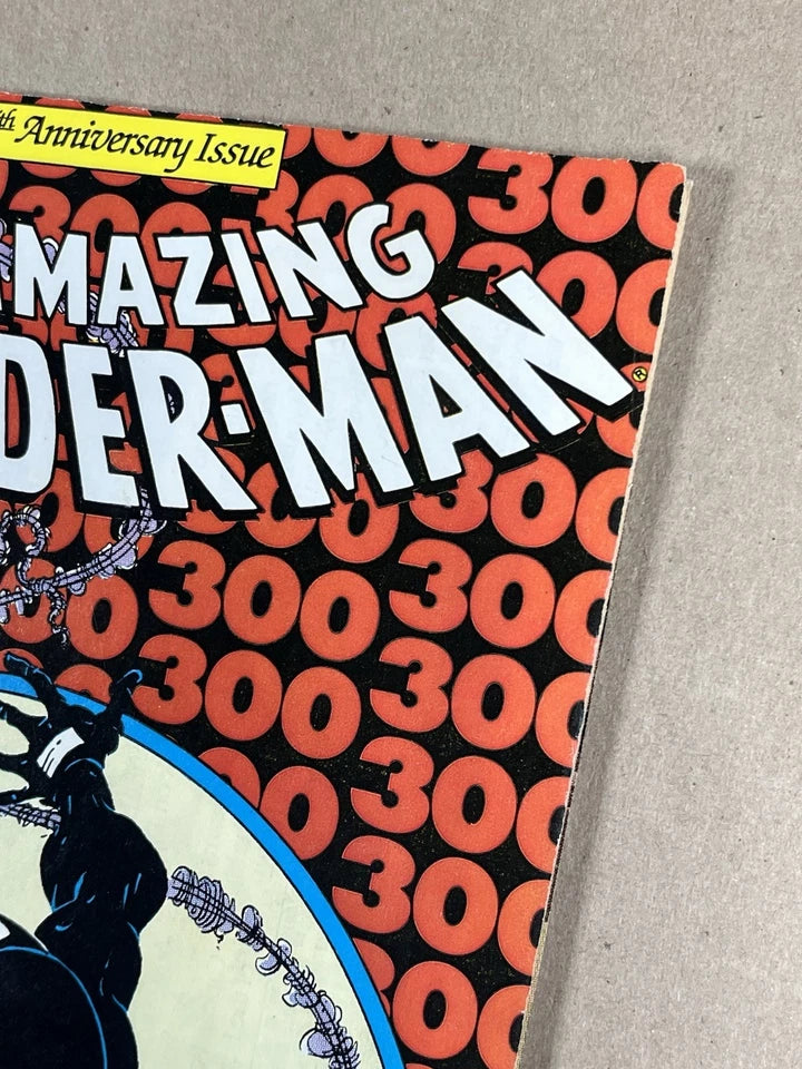 AMAZING SPIDER-MAN #300 - 1988 - FN- - NEWSSTAND EDITION - 1ST FULL VENOM